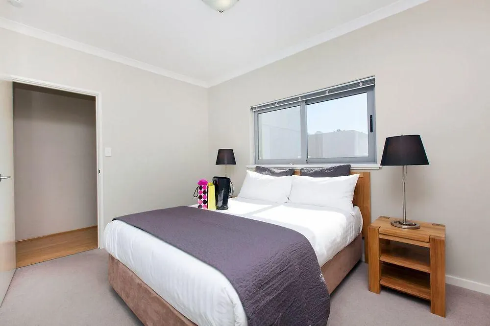 **** Aparthotel Airport Apartments By Vetroblu Perth Australia